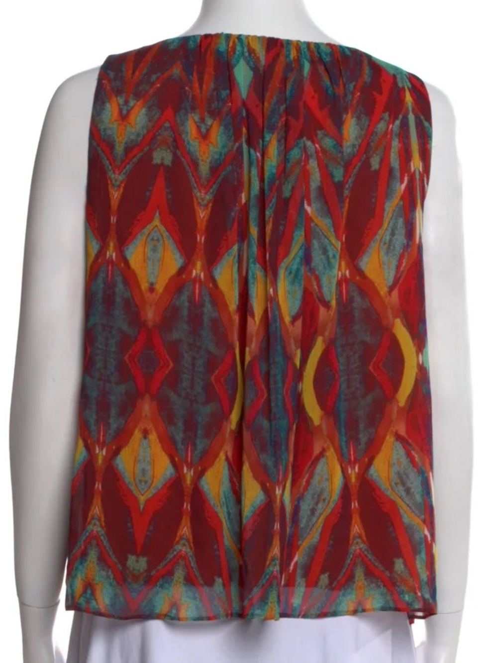 ALICE + OLIVIA Tribal Diamond Sleeveless Southwest Print Blouse - Picture 8 of 9